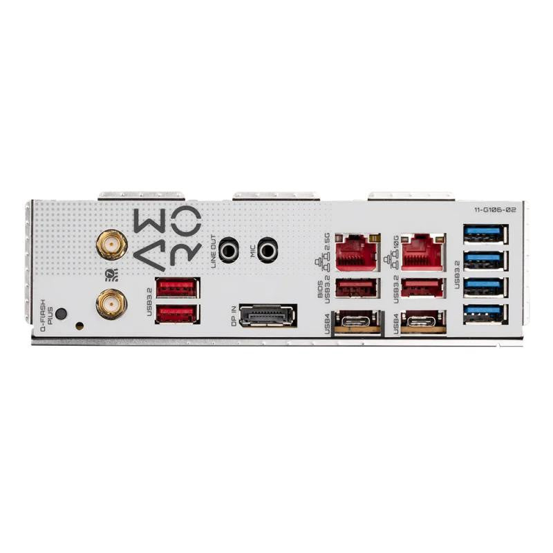 GIGABYTE TRX50 AERO D - vue 3