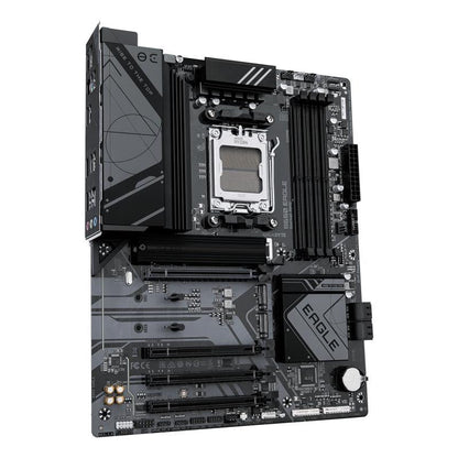 GIGABYTE B650 EAGLE - vue 3